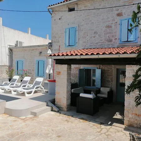 Holiday Home Peruski Prázdninový dům Peruški