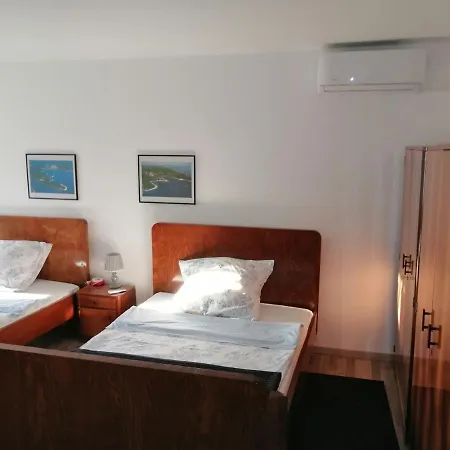 Holiday Home Peruski Peruški