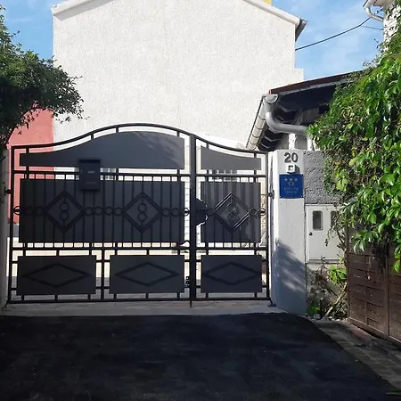 Prázdninový dům Holiday Home Peruski *