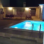 Holiday Home Peruski Holiday home *