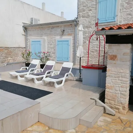 Holiday Home Peruski Holiday home *