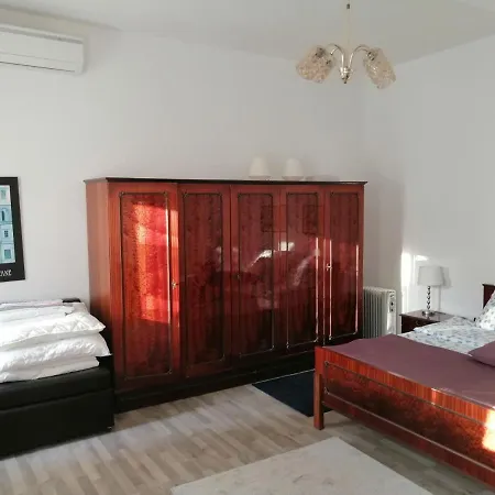 Holiday Home Peruski Tatil Evi *