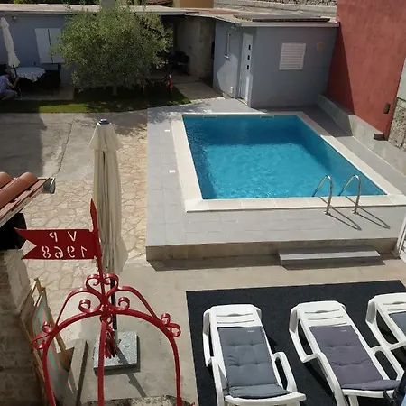 Dom wakacyjny Holiday Home Peruski Peruški