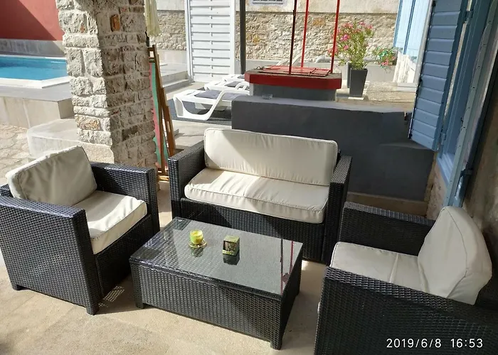 Holiday Home Peruski Peruški